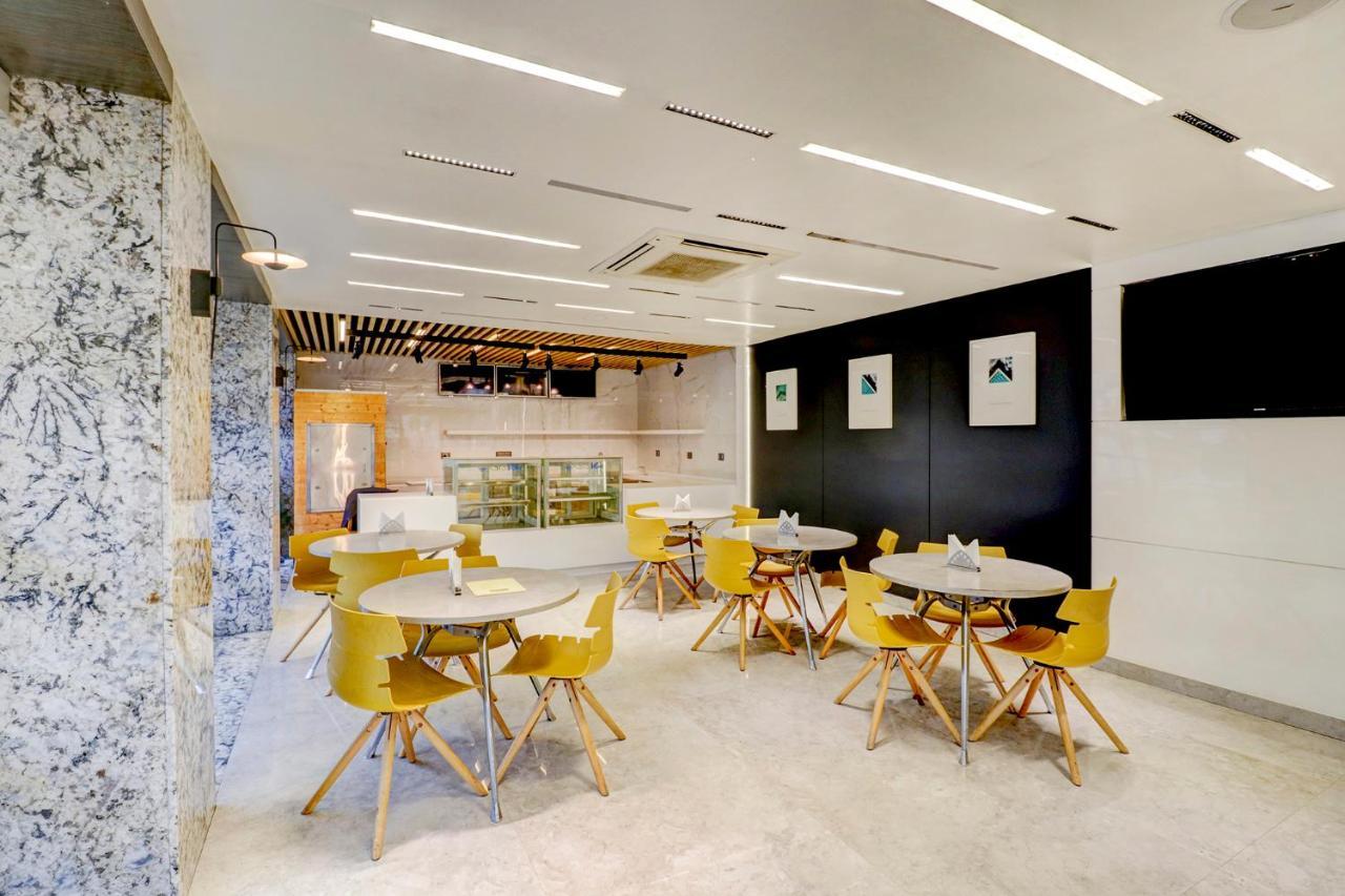 Fabhotel Prime Oasis Blue Bhopal Eksteriør bilde